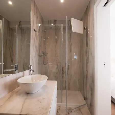 Daire Castle Terrace Exclusive - By The Castle *